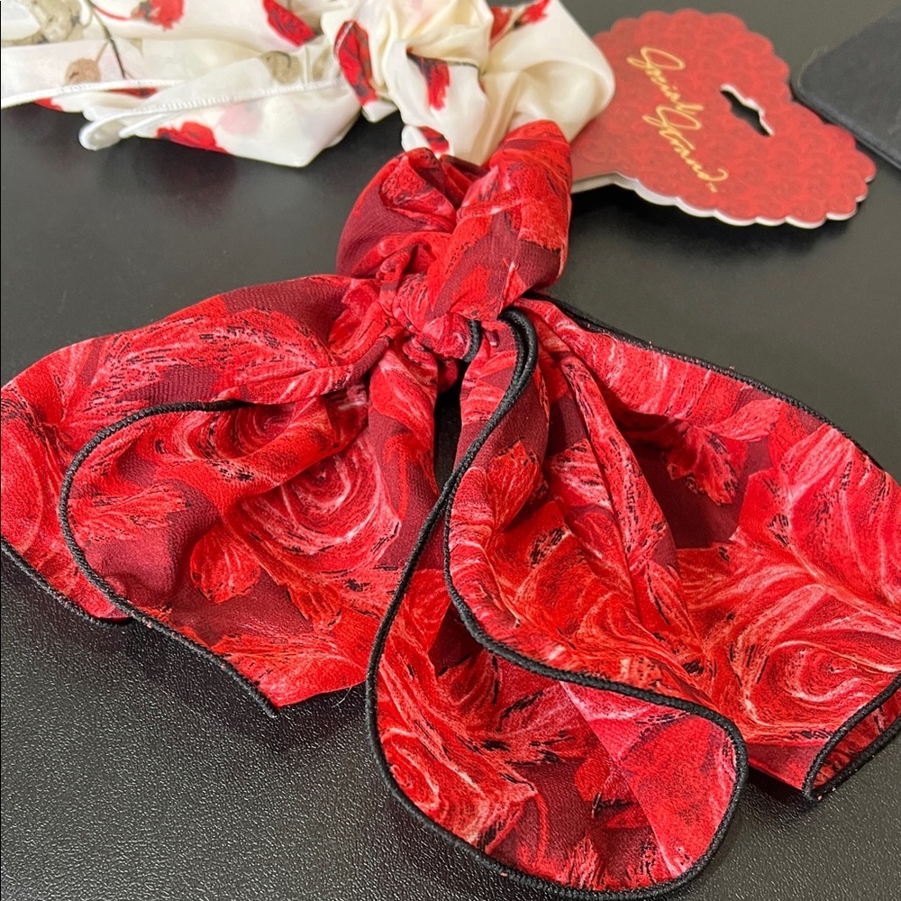 Social Stands | Red & Cream Rose 🌹 Hair Scrunchies - Picture 7 of 8
